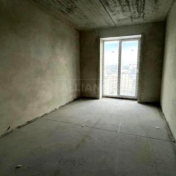 Здана квартира, 72 м.кв,кухня студія,відкритий балкон, стяжка,котел