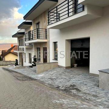 Продам 2-поверховий таунхаус