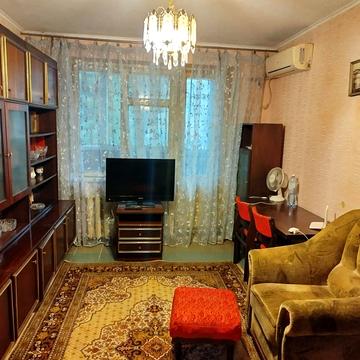 Набережна Перемоги вул., 108