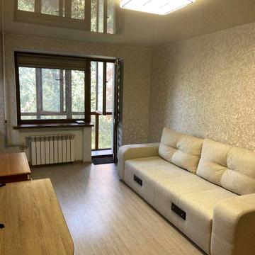 Продам 1к квартиру, 2-й поверх, Центр м.Сміла