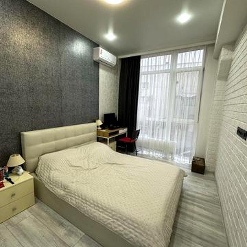 Продам квартиру Французский бульвар