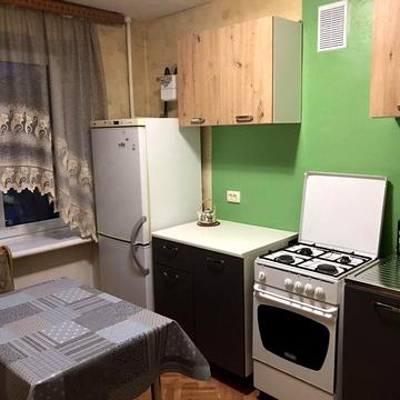 Здається тепла світла 2-кімнатна квартира.