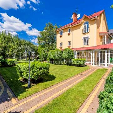 Продаж Будинок Осокорки Славутич Ремонт 210 м2 13соток Вихід на Дніпро