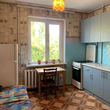 Сдается 1 комнатная на Добровольского