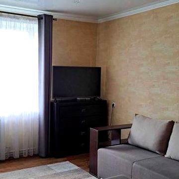 Продам 2-х кімнатну квартиру, оренди немає. ЖК