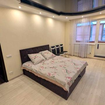 Здам 1 кімнатну квартиру біля жд вокзалу