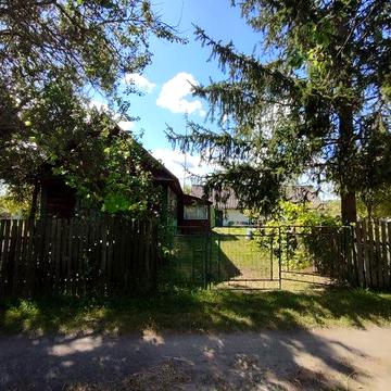 Продаж будинку з земельною ділянкою в с.Баранівка