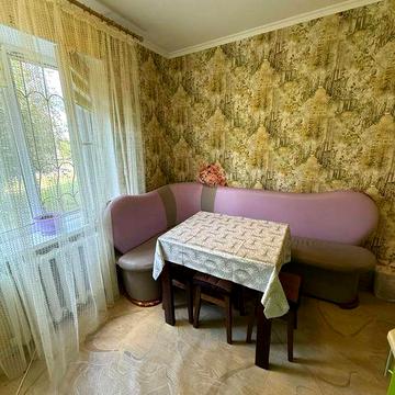 Продаж квартири в Узині центр