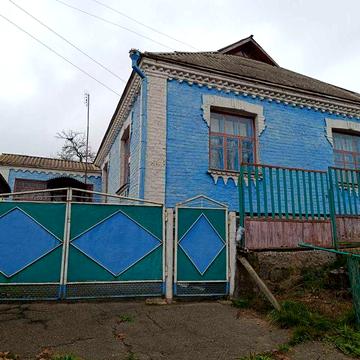 Продається будинок 1975р. центр с. Старі Бабани, ділянка до ставка