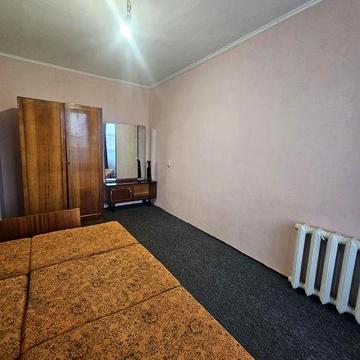 Оренда 2 к квартири навпроти Велесу.