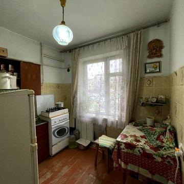 Продається 1 кімнатна квартира в смт Квасилів