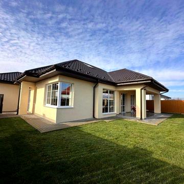 Продаж нової американки з можливістю купівлі сусідньої ділянки 3 сот.