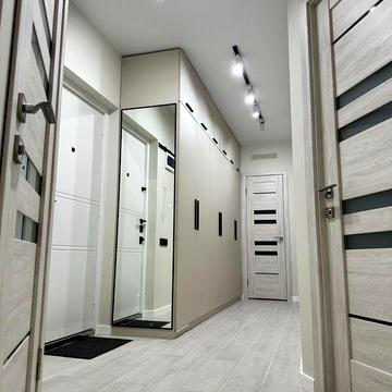 Продам квартиру Дніпровська Брама 1 , 2 кімнатна з ремонтом ЖК Дніпровська брама