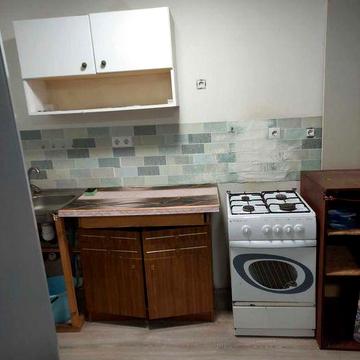 Срочно продается 2-х квартира -студия в районе парка Авиаторов