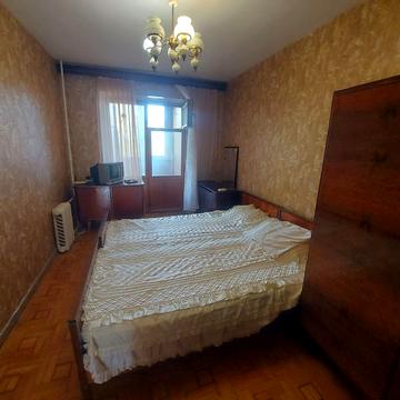 Віталія Гуляєва вул., 7а