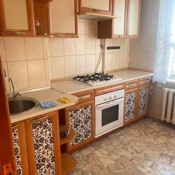 Сдам 2 комнатную квартиру малиновский район