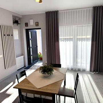 Оренда будинка, Перше заселення