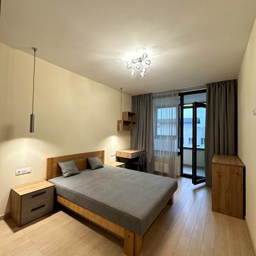 Ділова вул. (Димитрова), 1/2