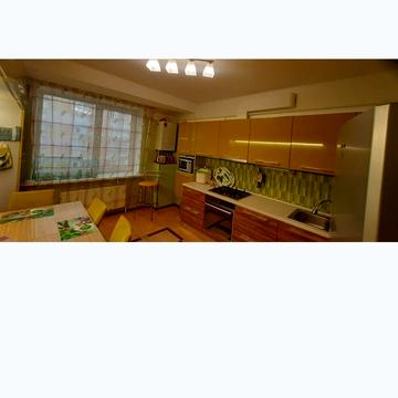 Євгена Чикаленка вул., 59д