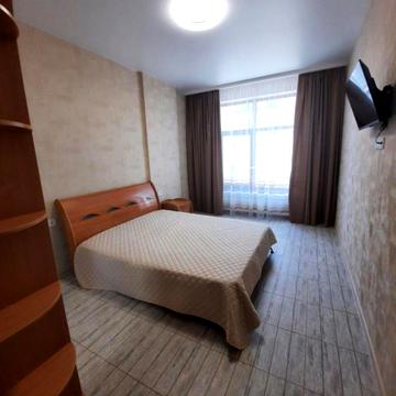 Довга вул., 1а