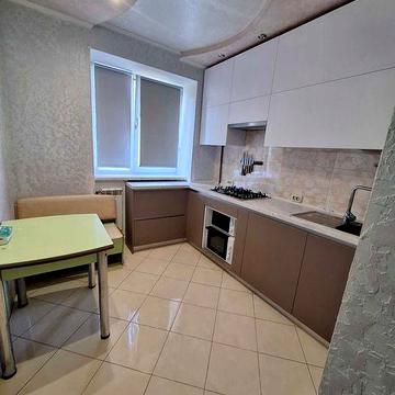 Сдам до лета 2 комнатную с евроремонтом