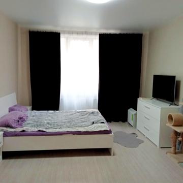 Михайла Грушевського вул., 30б