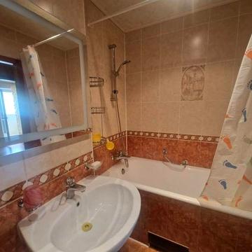 Сдам 3 ком квартиру  на низком этаже,газ!