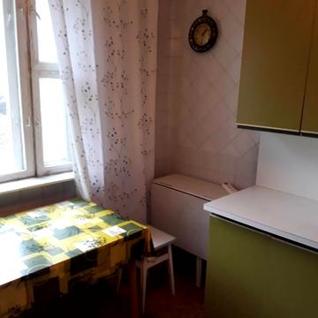 Вадима Гетьмана вул., 44