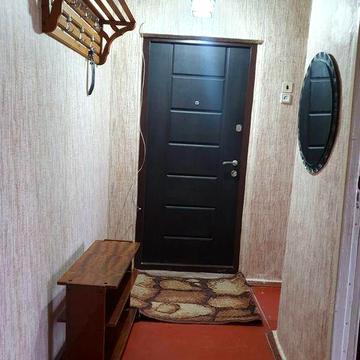 Сдаю 2к квартиру у метро Героев труда