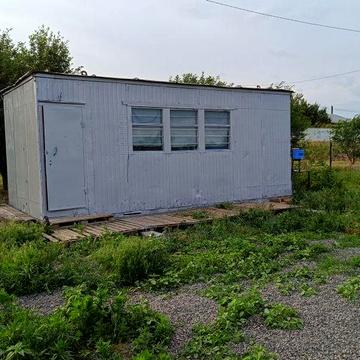 Дача у місті по вул.Чіковані