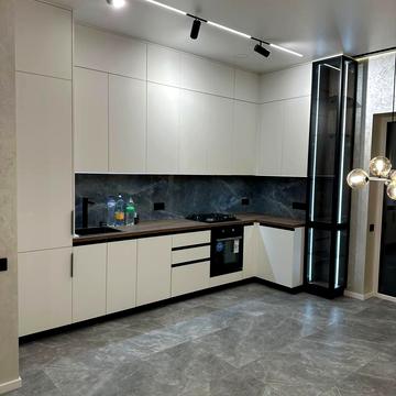 Бориса Лятошинського вул. (1 Травня)