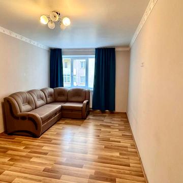 Залізнична вул., 7