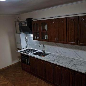 Здам частину будинку ,квартира центр власник