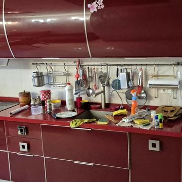 Дніпровська набережна вул., 26