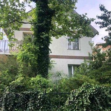 Продам дом возле моря