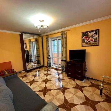 Сдам 1-к ква-ру с ремонтом, ул. Никольско-Слободская 6/2, Левобережная