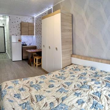 Добровольців пров., 10