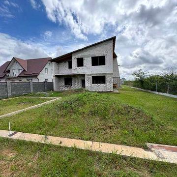 Продам будинок недобудова Підгородне
