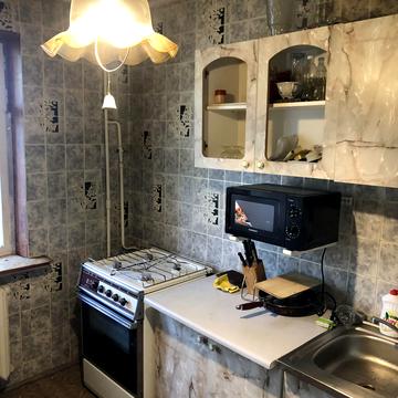 Космонавта Поповича вул. (Космонавта Волкова), 18