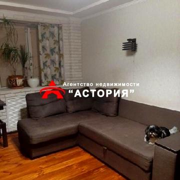 Костянтина Великого вул., 18