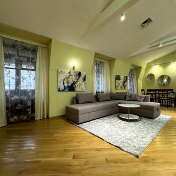 Вячеслава Липинського вул. (Чапаєва), 10