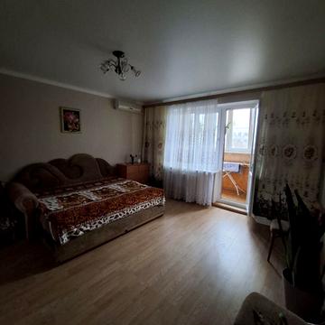 Кримська вул., 72