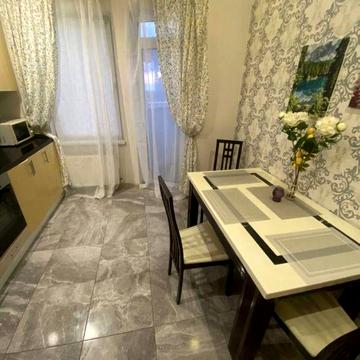 Сдам уютную красивую квартиру в ЖК" Радужный!