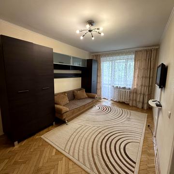 Вацлава Гавела бульв. (Івана Лепсе), 27-А