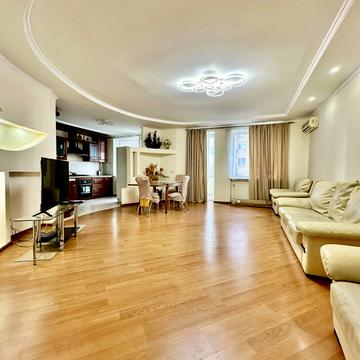 Одеської громади вул. (Авдєєва-Чорноморського), 2б