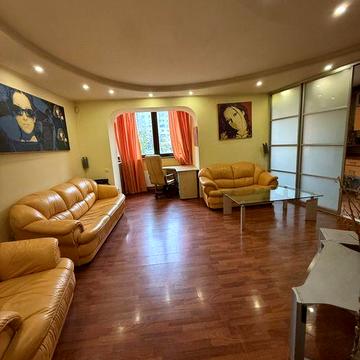 Оренда 3х. кім. , квартири пр. Червоної Калини