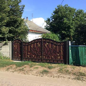 Продається будинок в гарному селі Головківка.