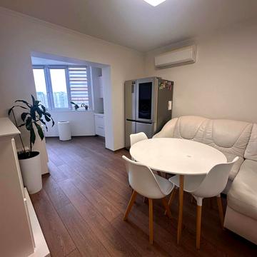 Драгоманова вул., 12-А