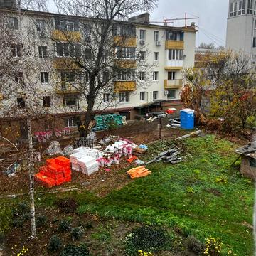 Мусліма Магомаєва вул., 10