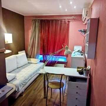 Продам 5 - кв. вул. Г. Дніпра